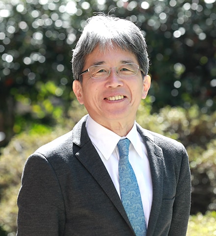 Principal of Tokyo Joshi Gakuen Junior & Senior High School Kawazoe Takeshi